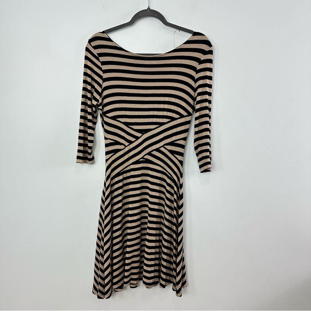 Beige by eci Black and Tan Striped 3/4 Sleeve Knit Fit & Flare Dress Size Medium
